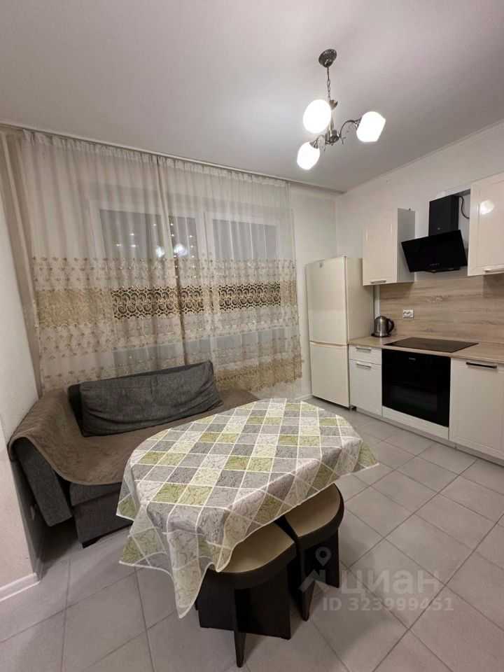 3-комнатная квартира, 92 м² — фотография 2