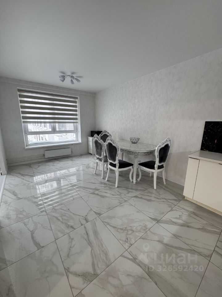 4-комнатная квартира, 90 м² — фотография 2
