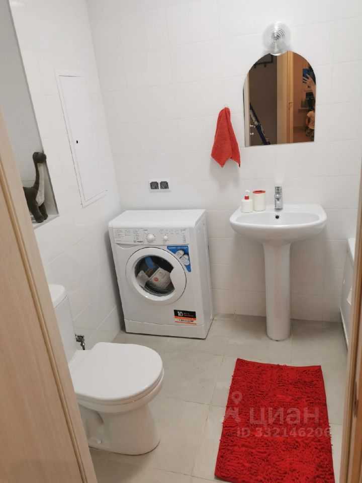 2-комнатная квартира, 56 м² — фотография 2
