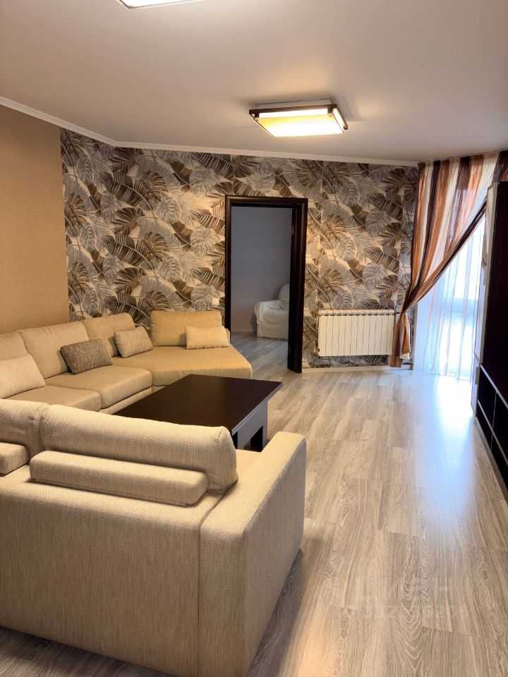 3-комнатная квартира, 102 м² — фотография 2