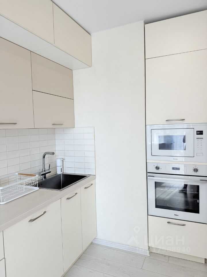2-комнатная квартира, 65,8 м² — фотография 3