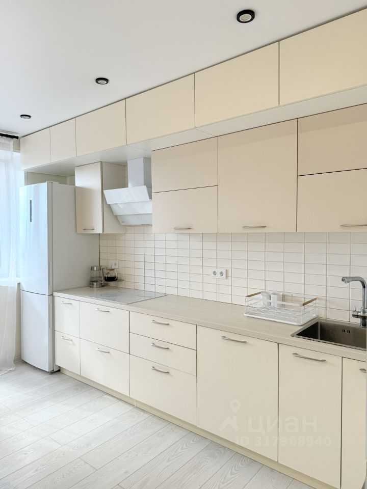 2-комнатная квартира, 65,8 м² — фотография 2