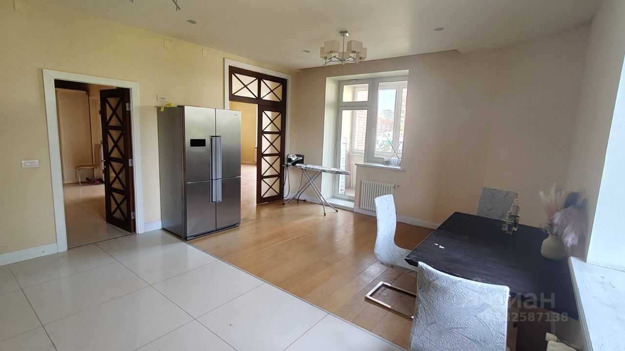 4-комнатная квартира, 140 м² — фотография 3
