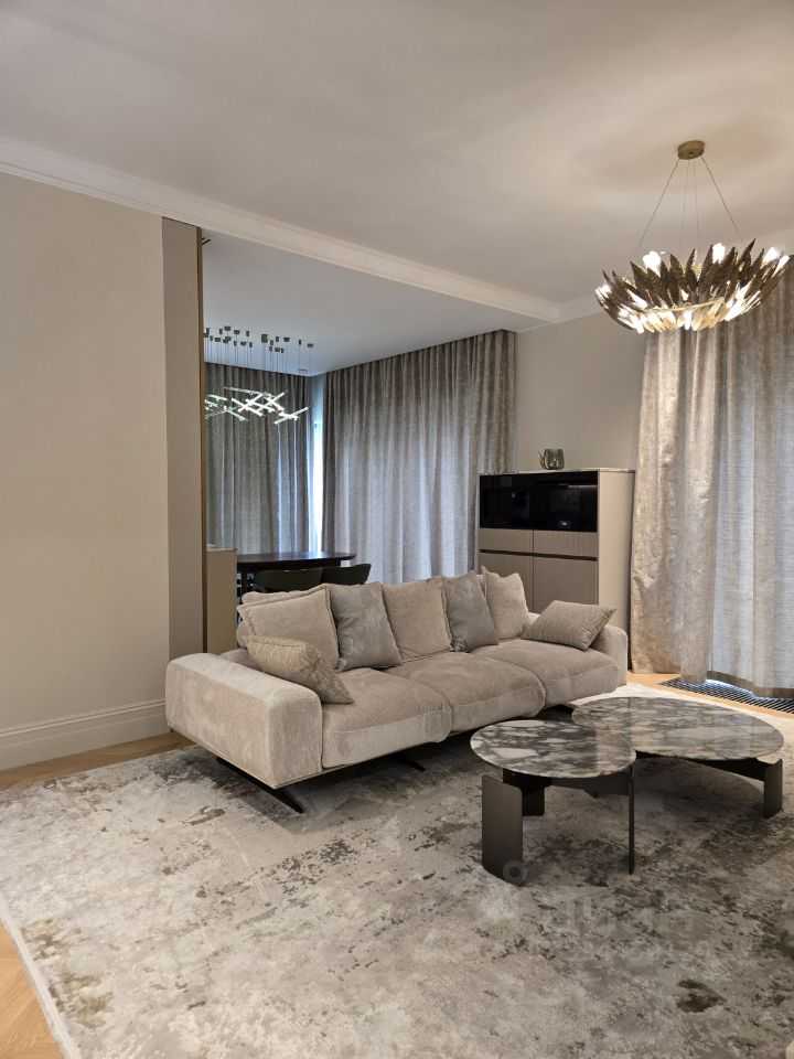 4-комнатная квартира, 123 м² — фотография 2