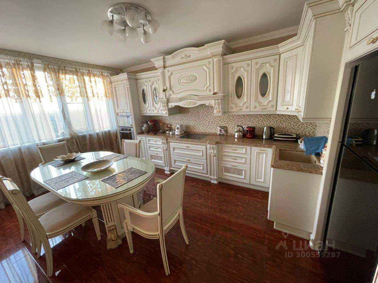3-комнатная квартира, 127 м²