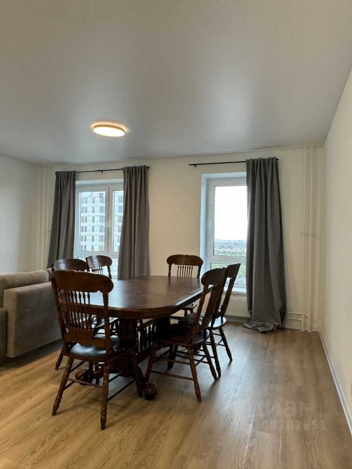 3-комнатная квартира, 76 м² — фотография 2
