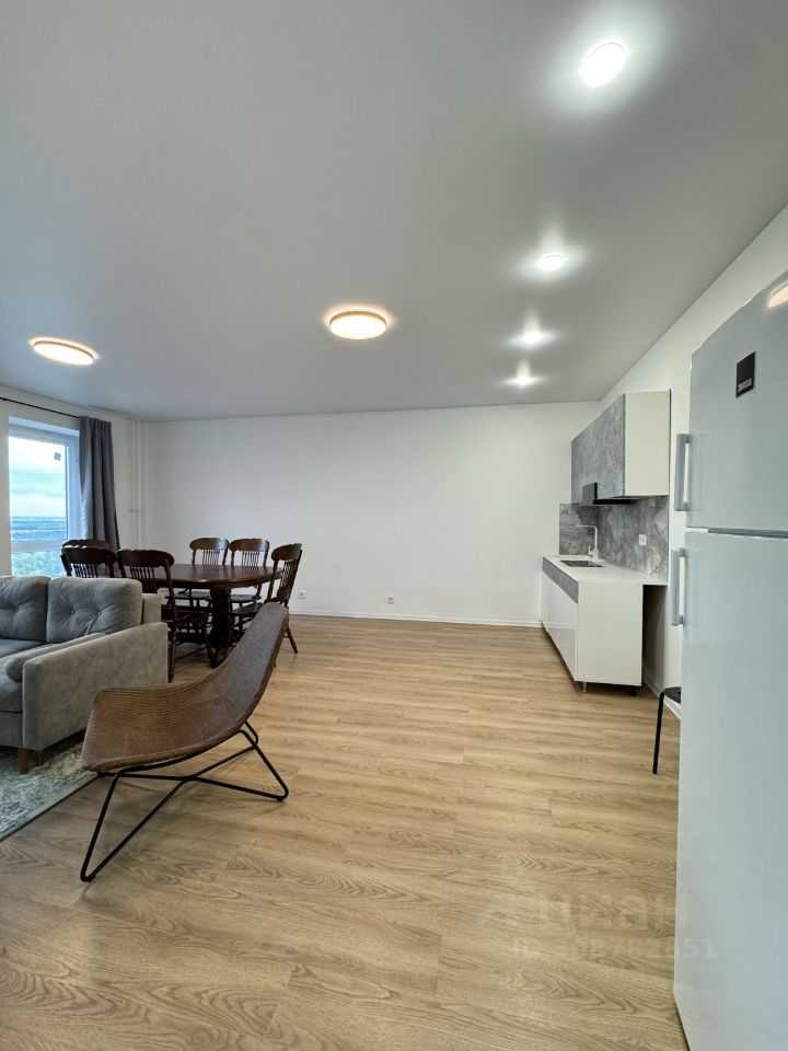 3-комнатная квартира, 76 м² — фотография 3