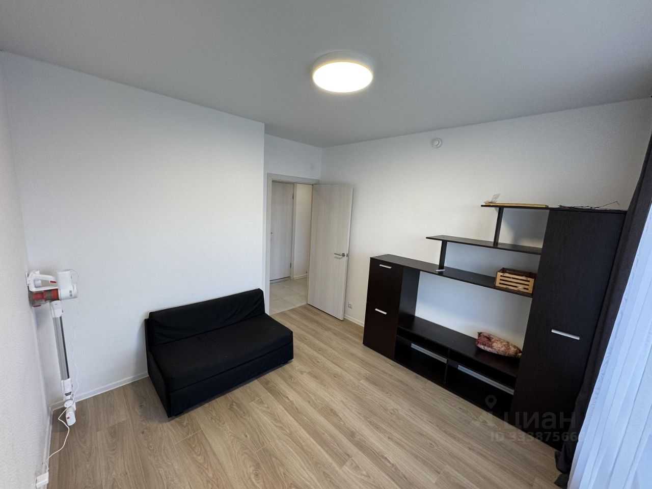 2-комнатная квартира, 55 м² — фотография 3