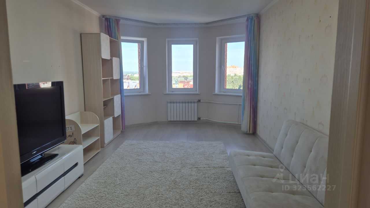 3-комнатная квартира, 90 м² — фотография 2