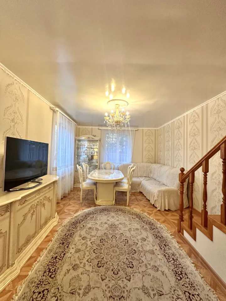 5-комнатная квартира, 130 м²