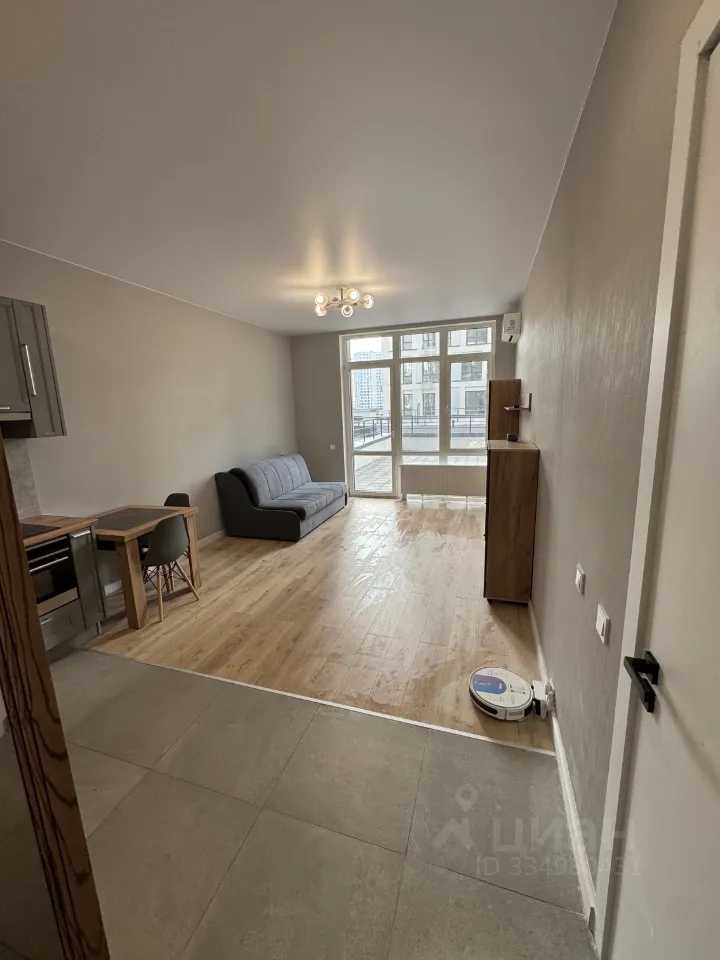 1-комнатная квартира, 56 м² — фотография 2