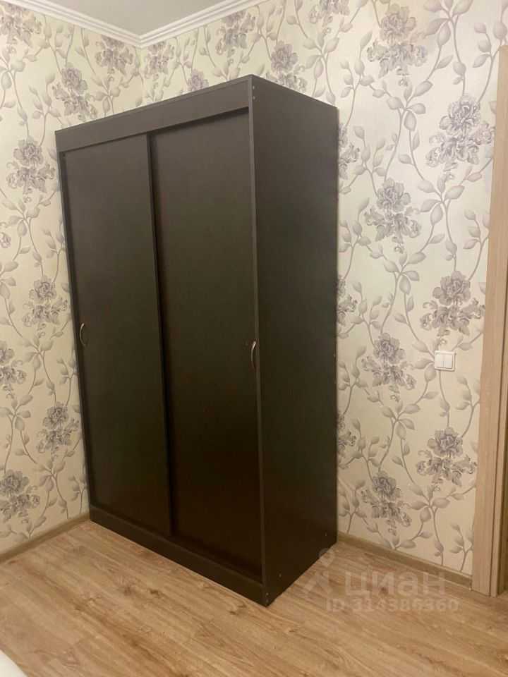 3-комнатная квартира, 90 м² — фотография 2
