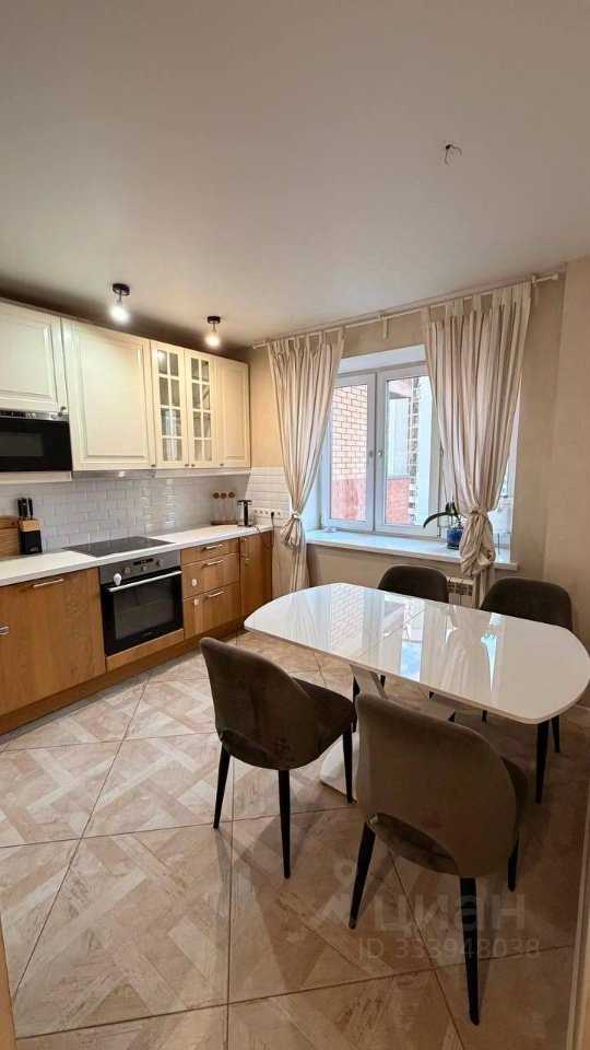 2-комнатная квартира, 64 м² — фотография 3