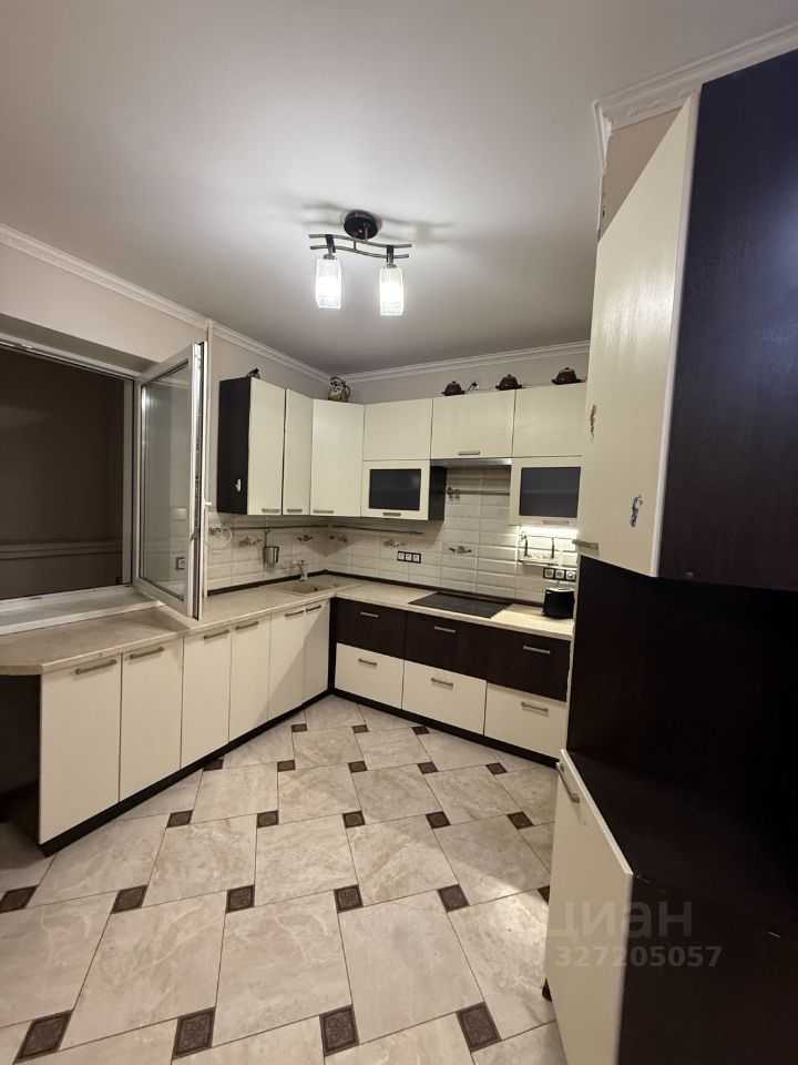 3-комнатная квартира, 106 м² — фотография 3