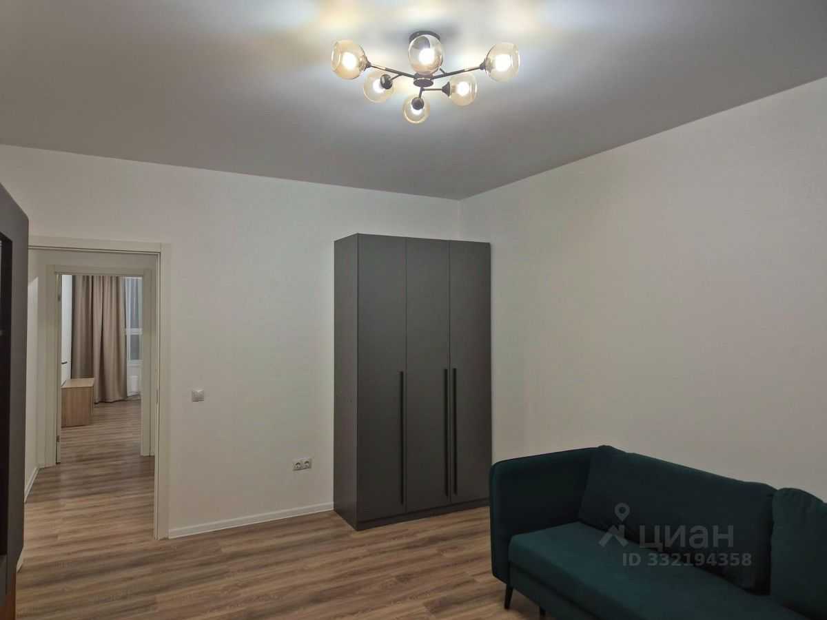 2-комнатная квартира, 60,5 м² — фотография 3