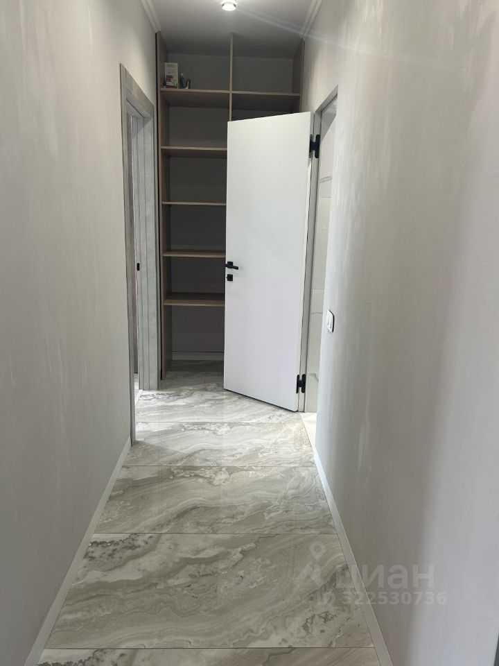 4-комнатная квартира, 107 м² — фотография 3
