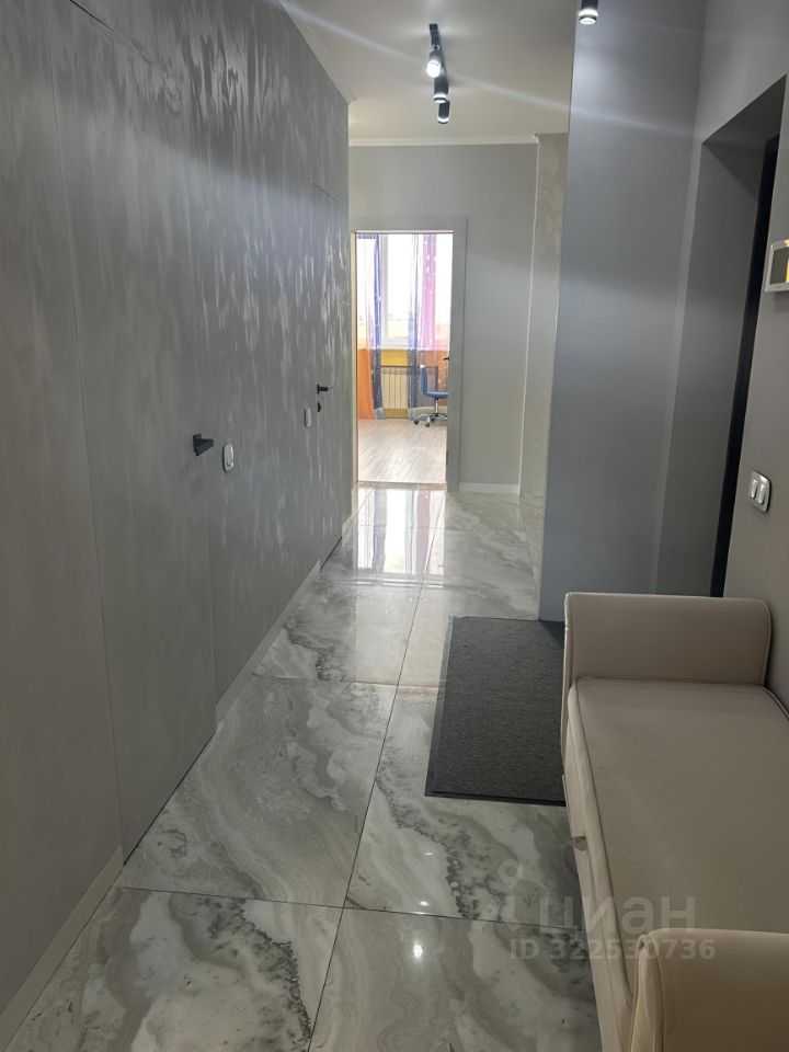 4-комнатная квартира, 107 м² — фотография 2
