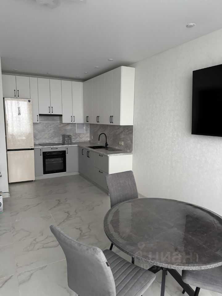 1-комнатная квартира, 50 м² — фотография 2