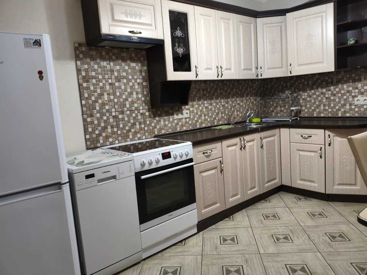 2-комнатная квартира, 72 м²