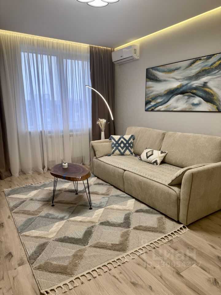 2-комнатная квартира, 56 м² — фотография 2