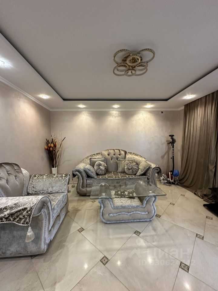 2-комнатная квартира, 64 м² — фотография 3