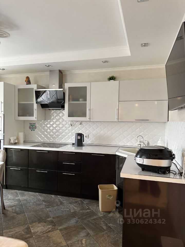 2-комнатная квартира, 64 м² — фотография 2