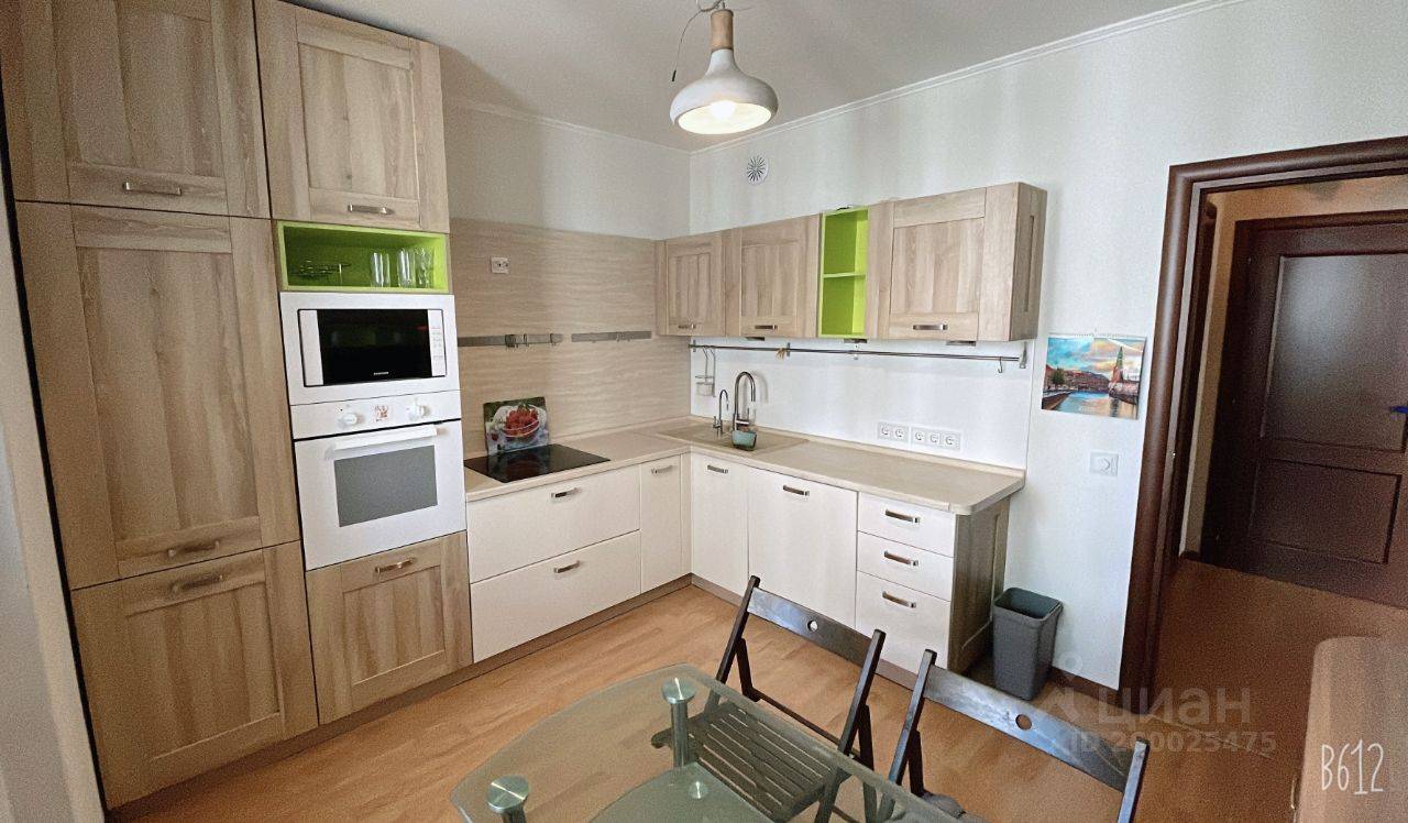 4-комнатная квартира, 102 м²