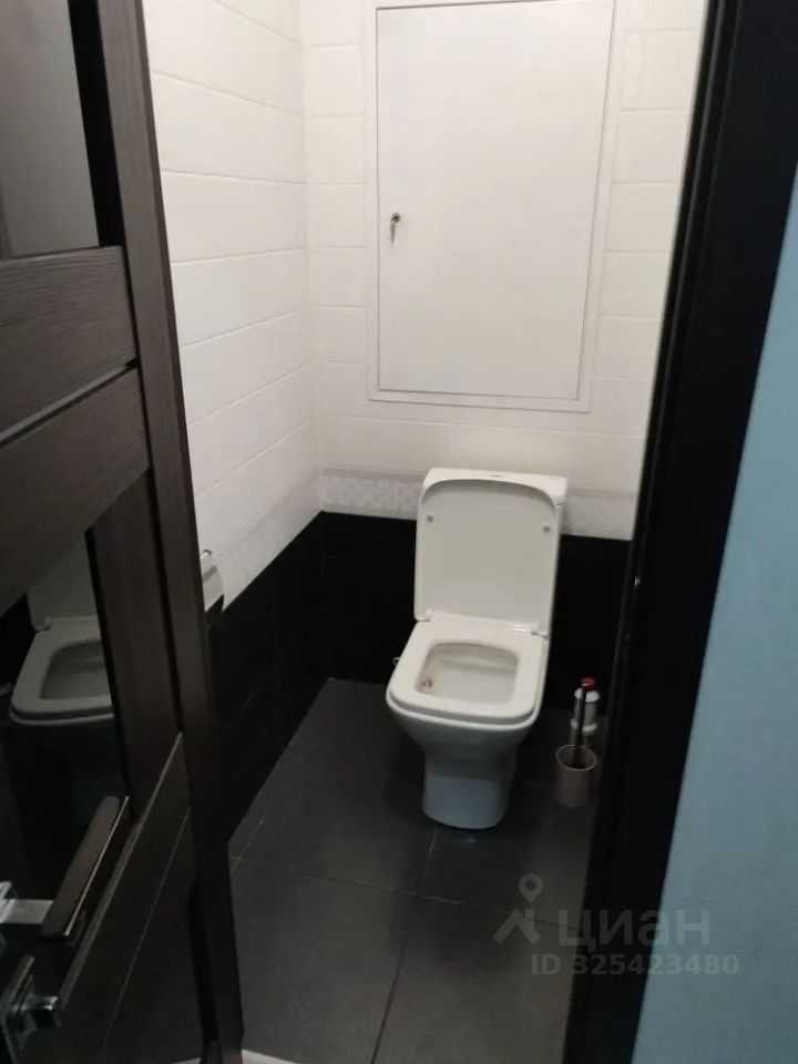 2-комнатная квартира, 63 м² — фотография 2