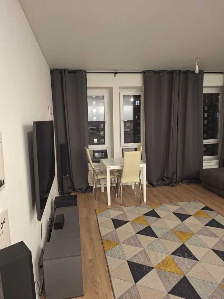 3-комнатная квартира, 76 м² — фотография 3