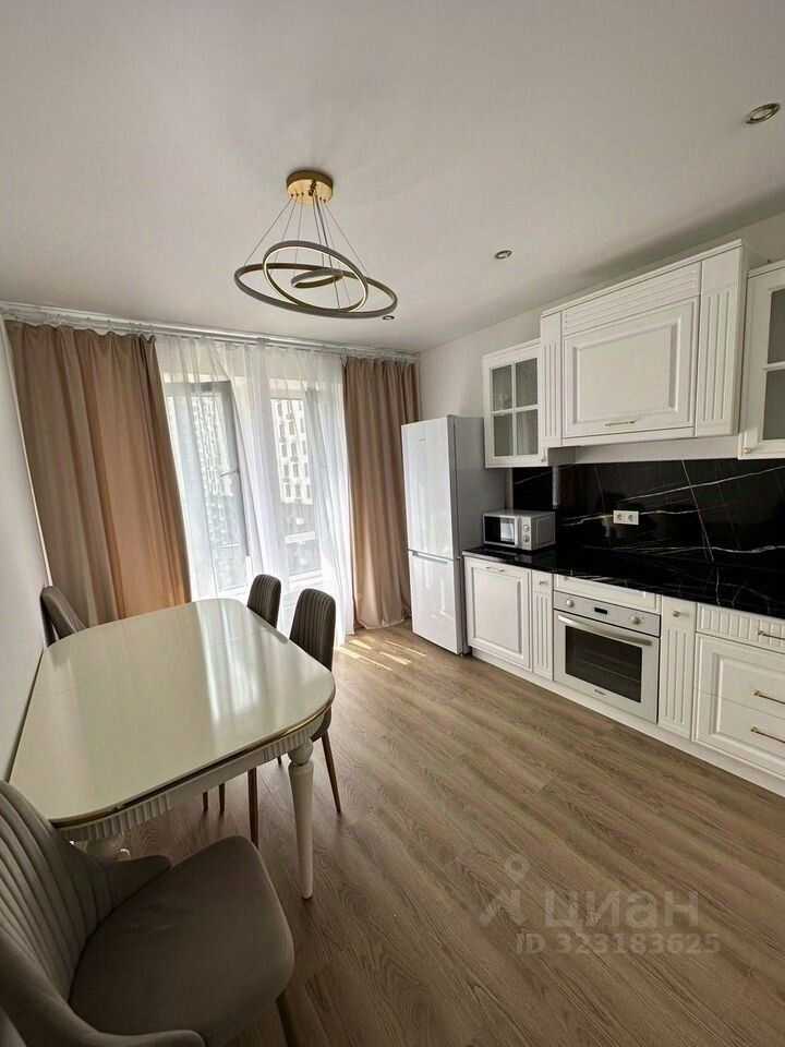 2-комнатная квартира, 60 м² — фотография 2