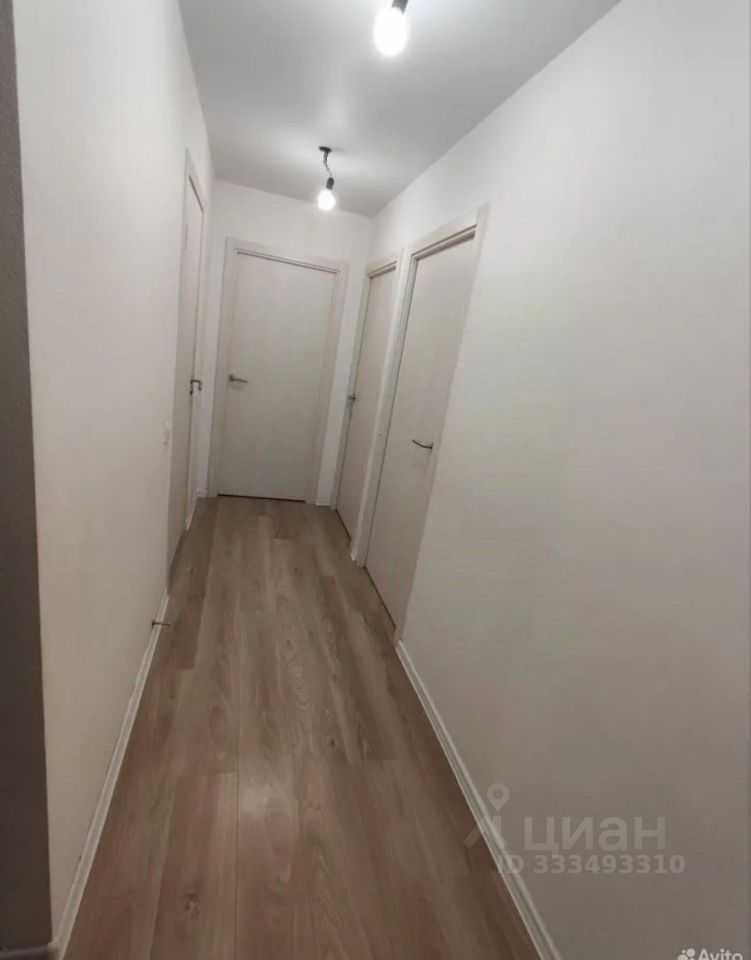 4-комнатная квартира, 117 м² — фотография 3