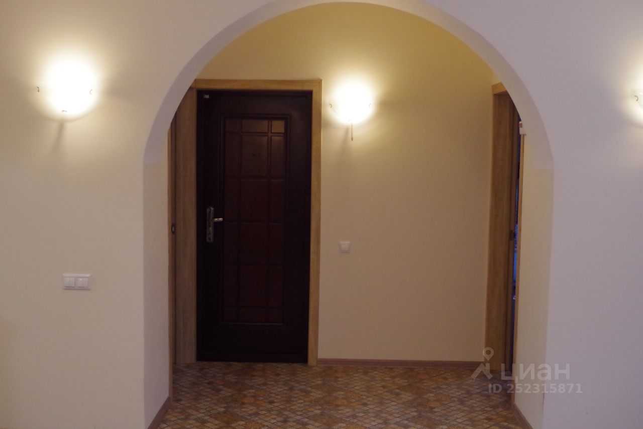 4-комнатная квартира, 150 м² — фотография 2