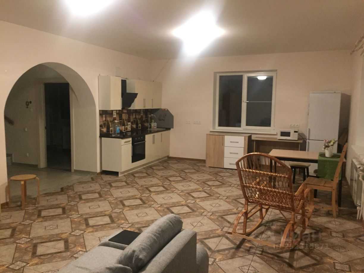 4-комнатная квартира, 150 м²