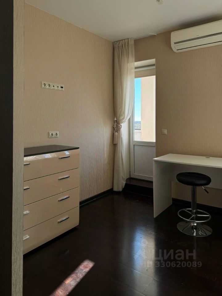 1-комнатная квартира, 46 м² — фотография 3