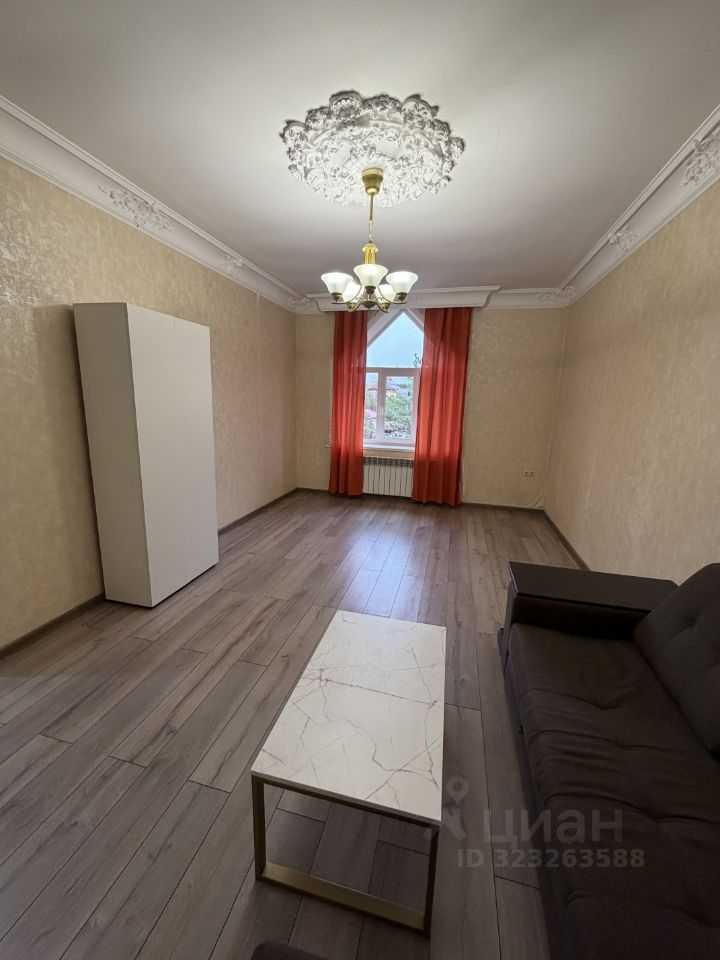 3-комнатная квартира, 135 м²