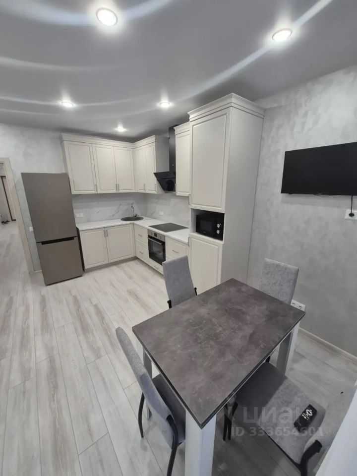 1-комнатная квартира, 67 м² — фотография 2