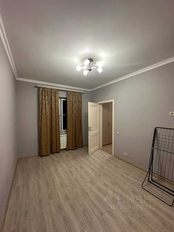 2-комнатная квартира, 55 м² — фотография 3