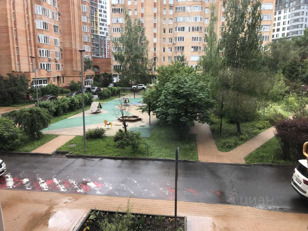 4-комнатная квартира, 127 м² — фотография 2