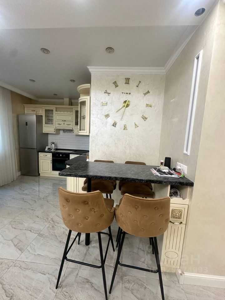2-комнатная квартира, 72 м²