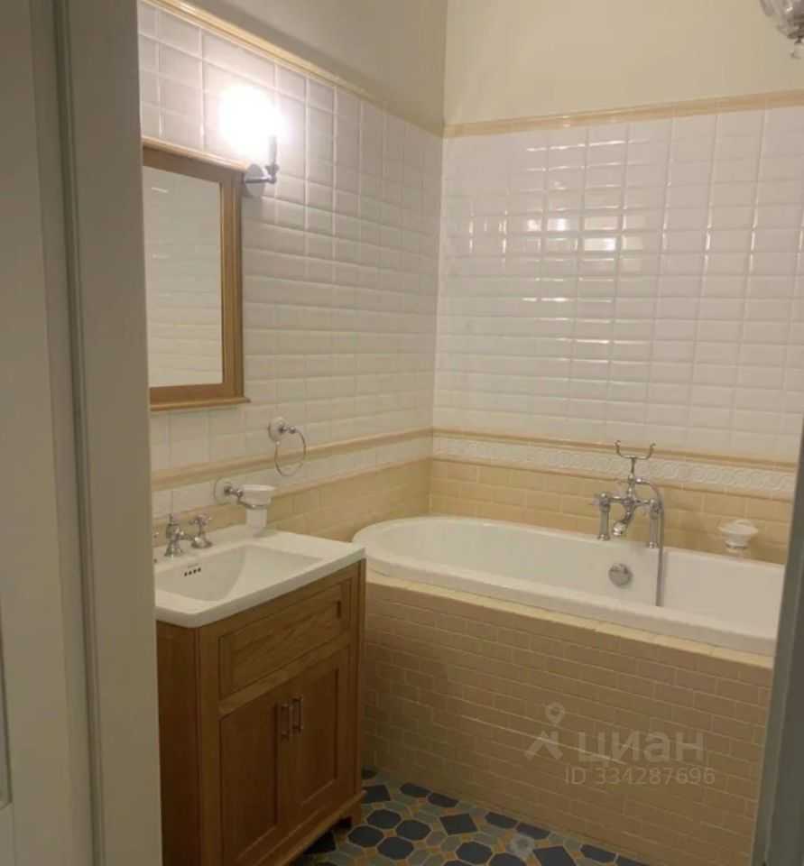 1-комнатная квартира, 55 м² — фотография 2