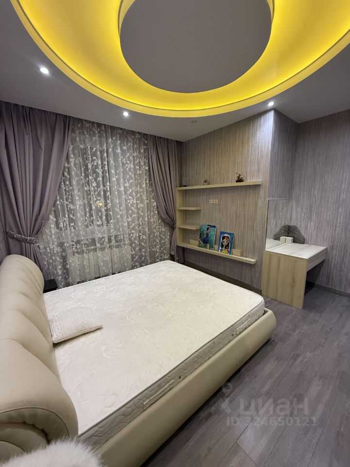 4-комнатная квартира, 130 м²