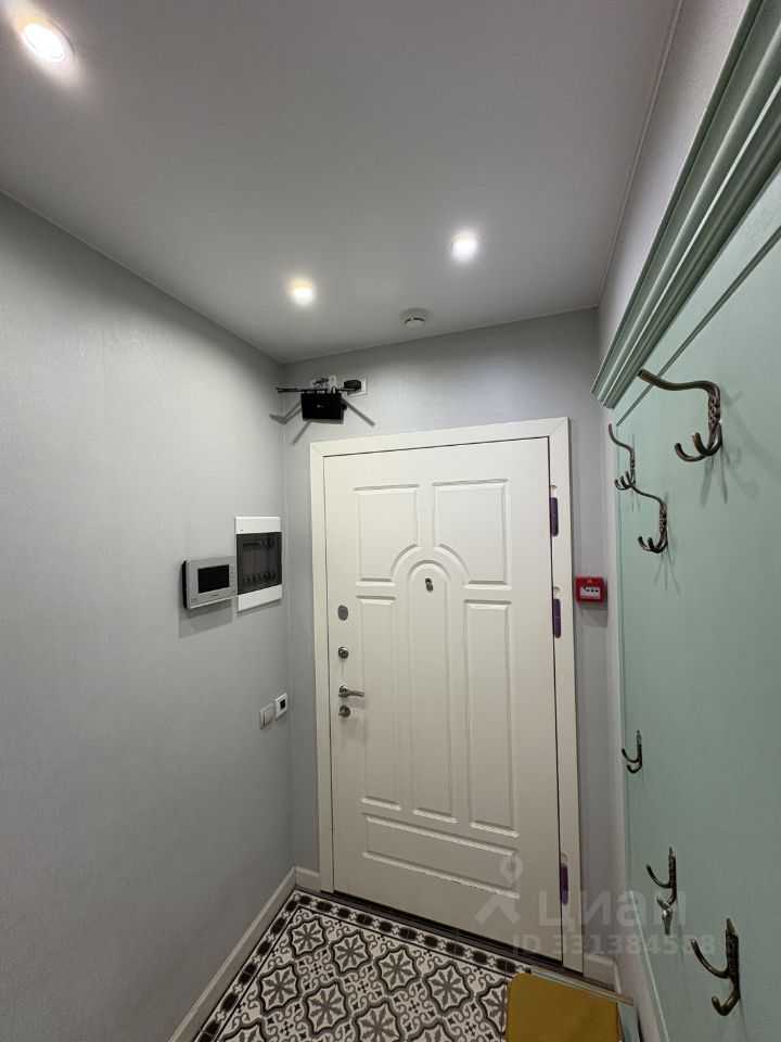 2-комнатная квартира, 60,5 м² — фотография 2