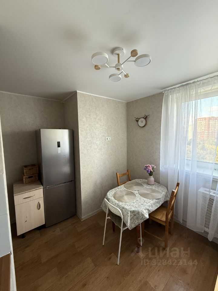 2-комнатная квартира, 64 м² — фотография 2