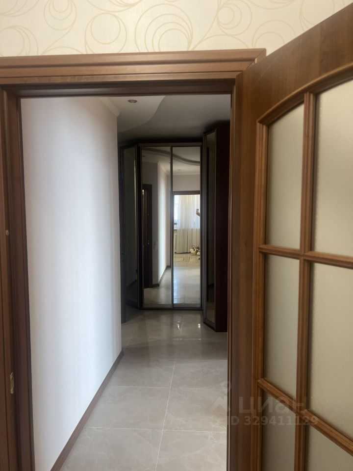 2-комнатная квартира, 69 м² — фотография 2