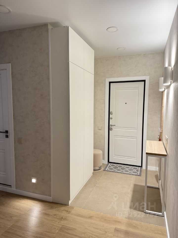 2-комнатная квартира, 60,7 м² — фотография 3