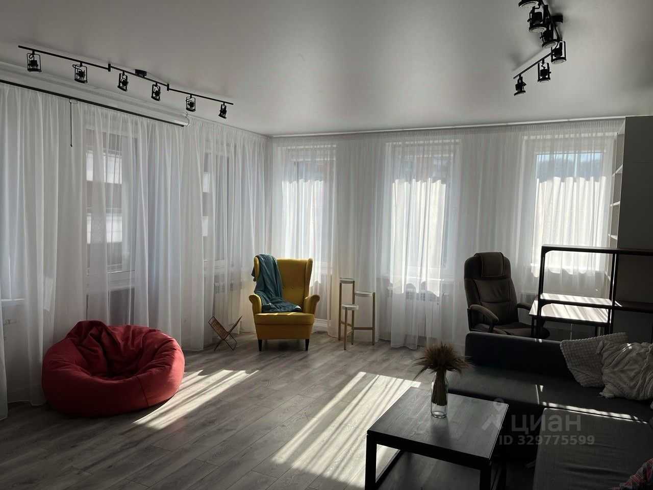 2-комнатная квартира, 63 м² — фотография 2