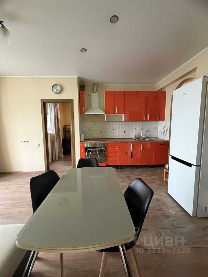 2-комнатная квартира, 56,6 м² — фотография 2