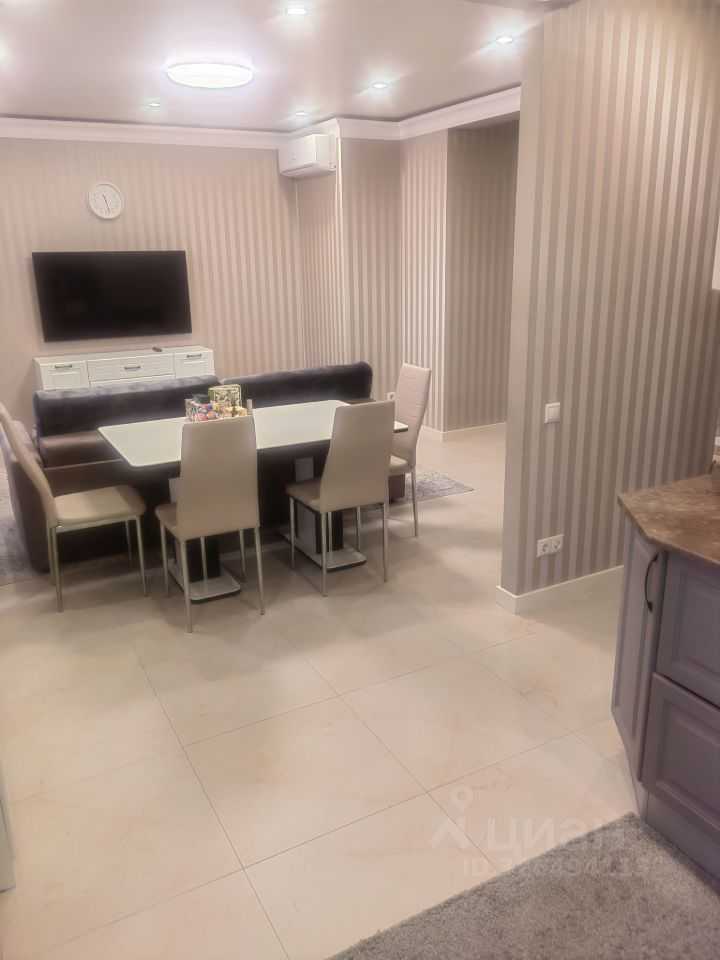 4-комнатная квартира, 90 м² — фотография 2