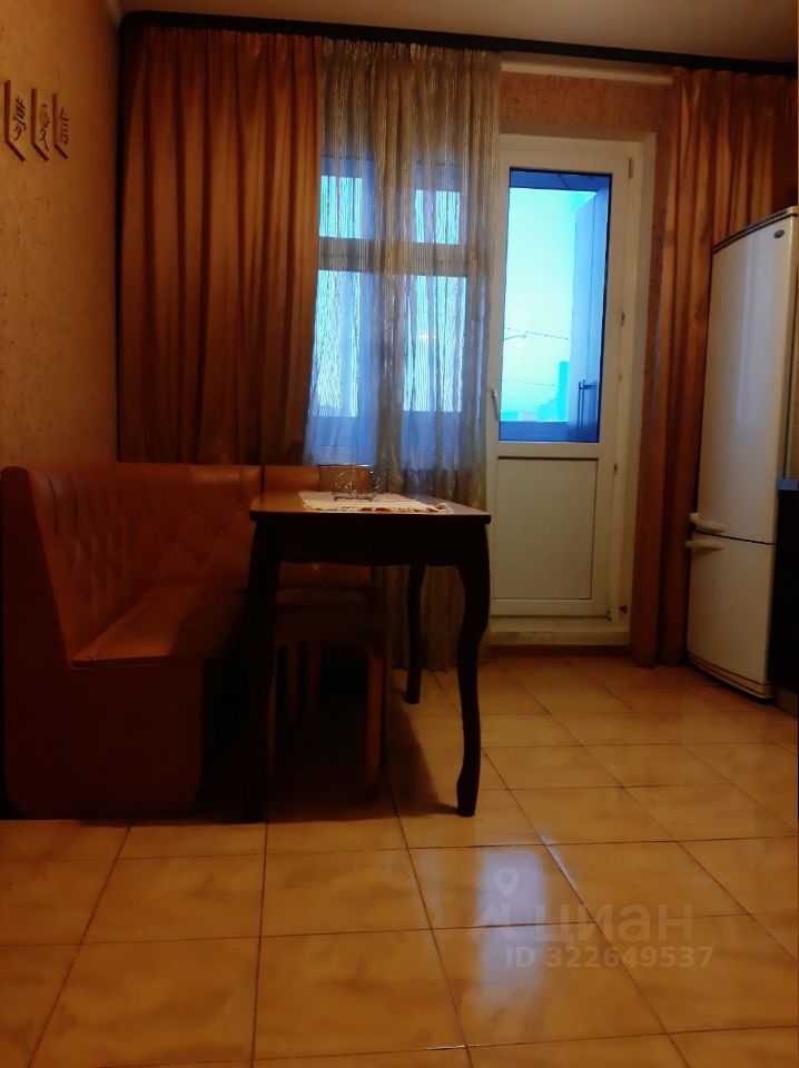 4-комнатная квартира, 110 м² — фотография 2