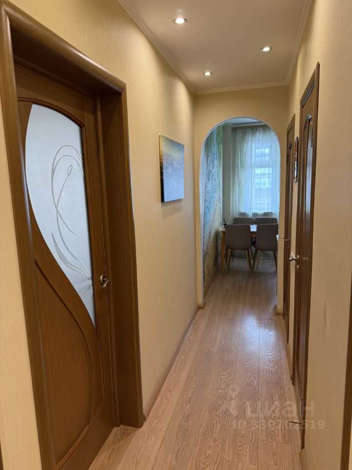 2-комнатная квартира, 56 м² — фотография 2